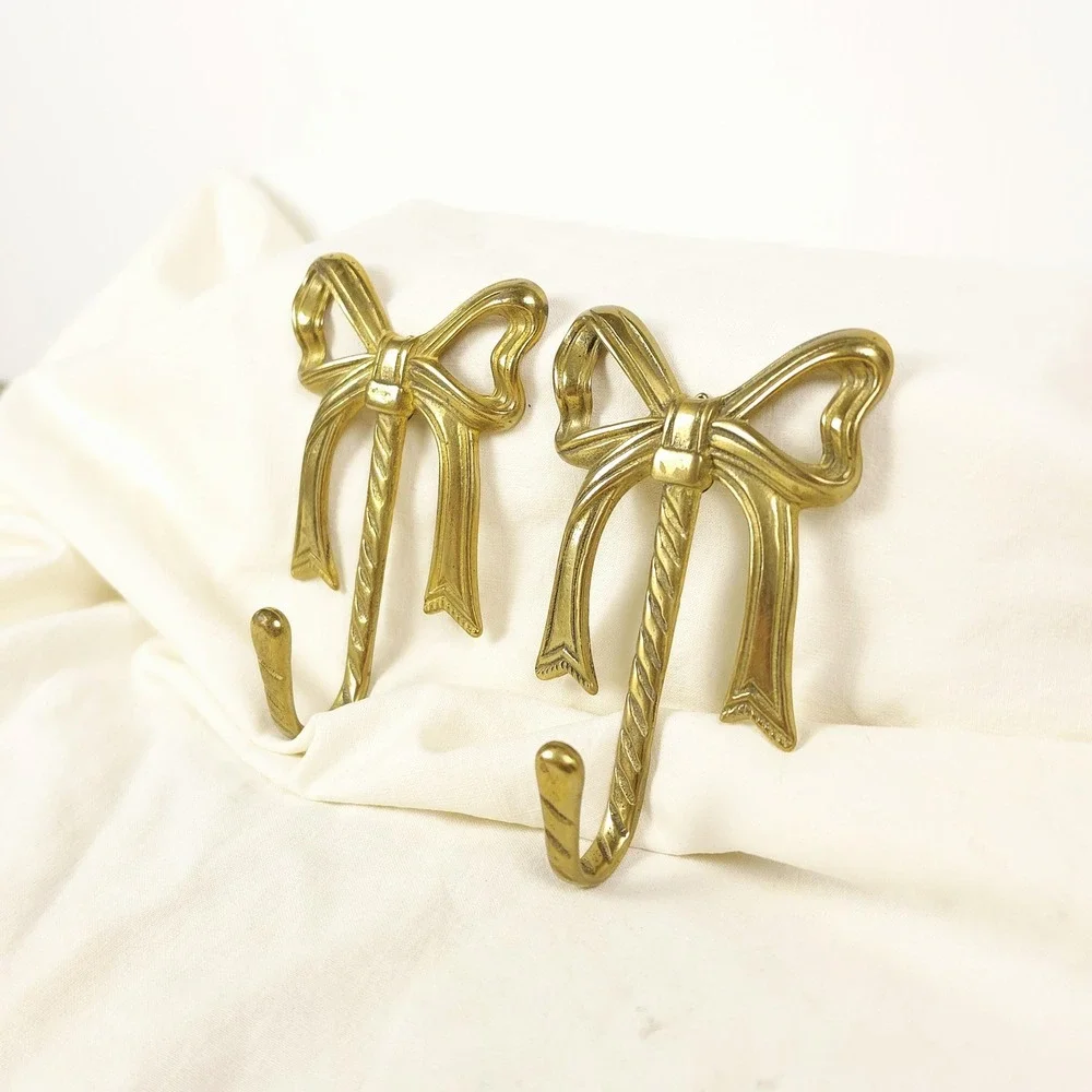 Set of 2 Vintage Brass Bow Wall Hooks House Of Lloyd Cottage, 4.5